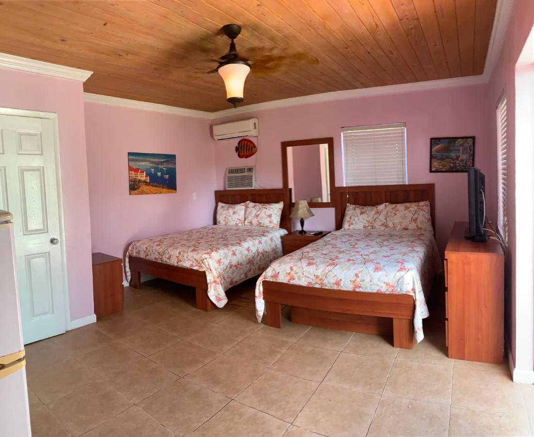 Bay Inn Estates Alice Town  Ngoại thất bức ảnh