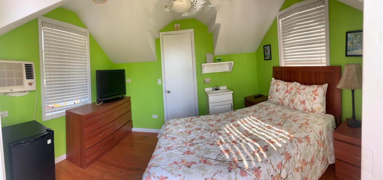 Bay Inn Estates Alice Town  Ngoại thất bức ảnh